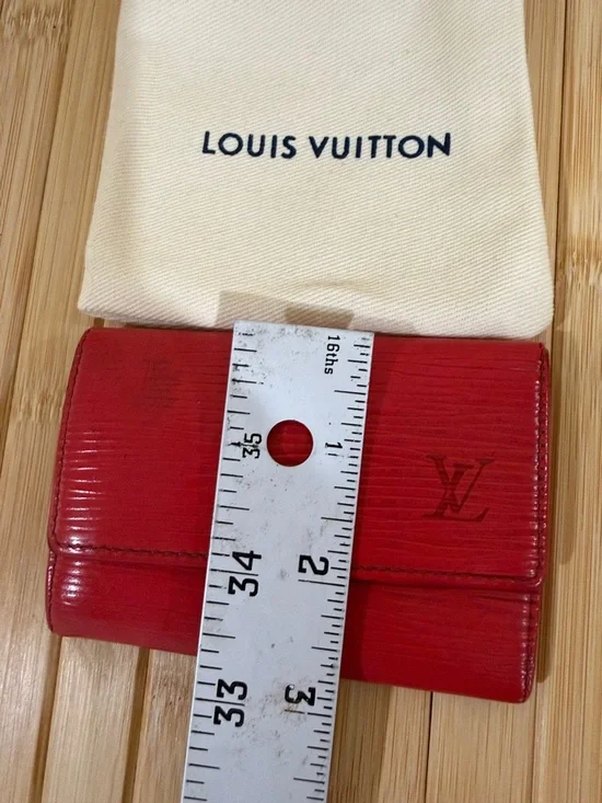 Louis Vuitton Epi Leather Key-Holder Wallet Authentic Louis Vuitton Keychain - Picture 11 of 13